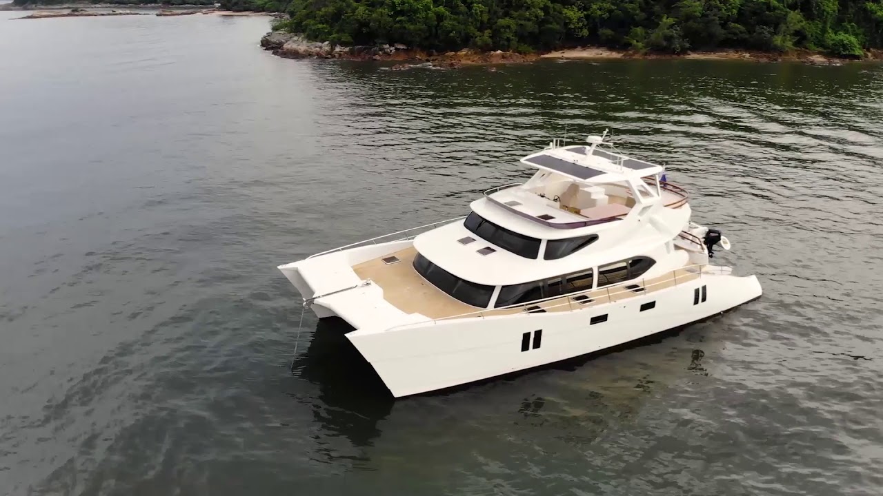 motor catamaran youtube