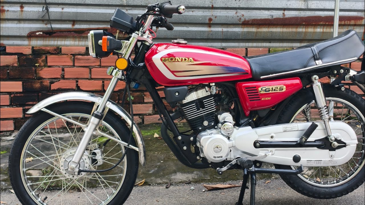 Lịch Lãm Quý Ông Honda CG125 Đỏ 