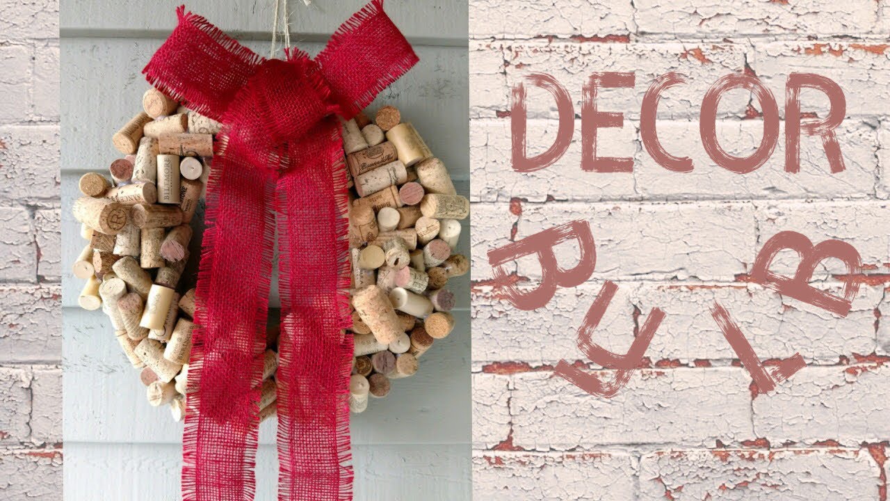 Wine Cork Wreath | DIY Wine Cork Crafts - YouTube
