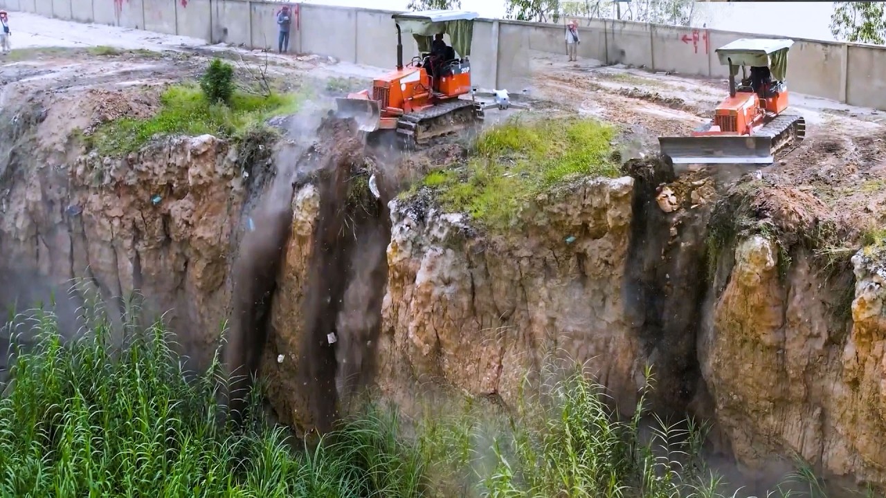 New Project !! Bulldozer Mini Clearing grass and garbage By Truck