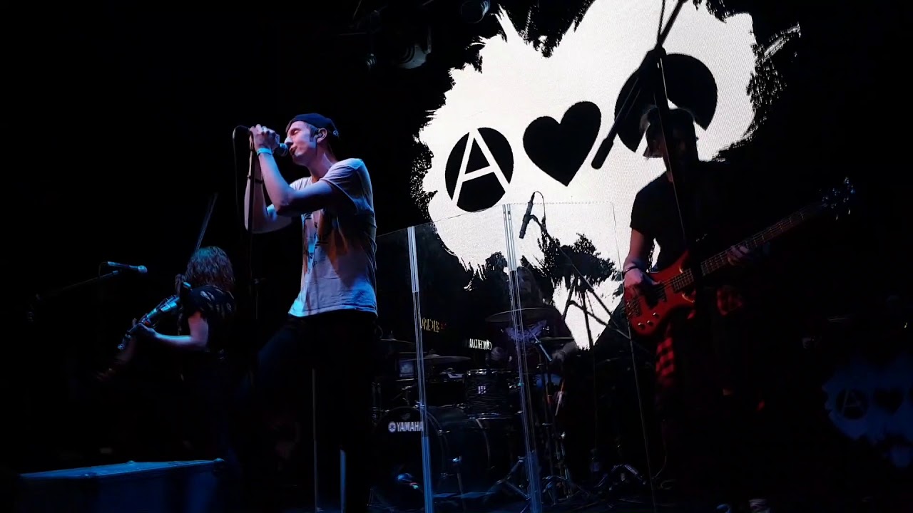 Концерт группы Операция Пластилин, Киев, 11.03.2018 - YouTube