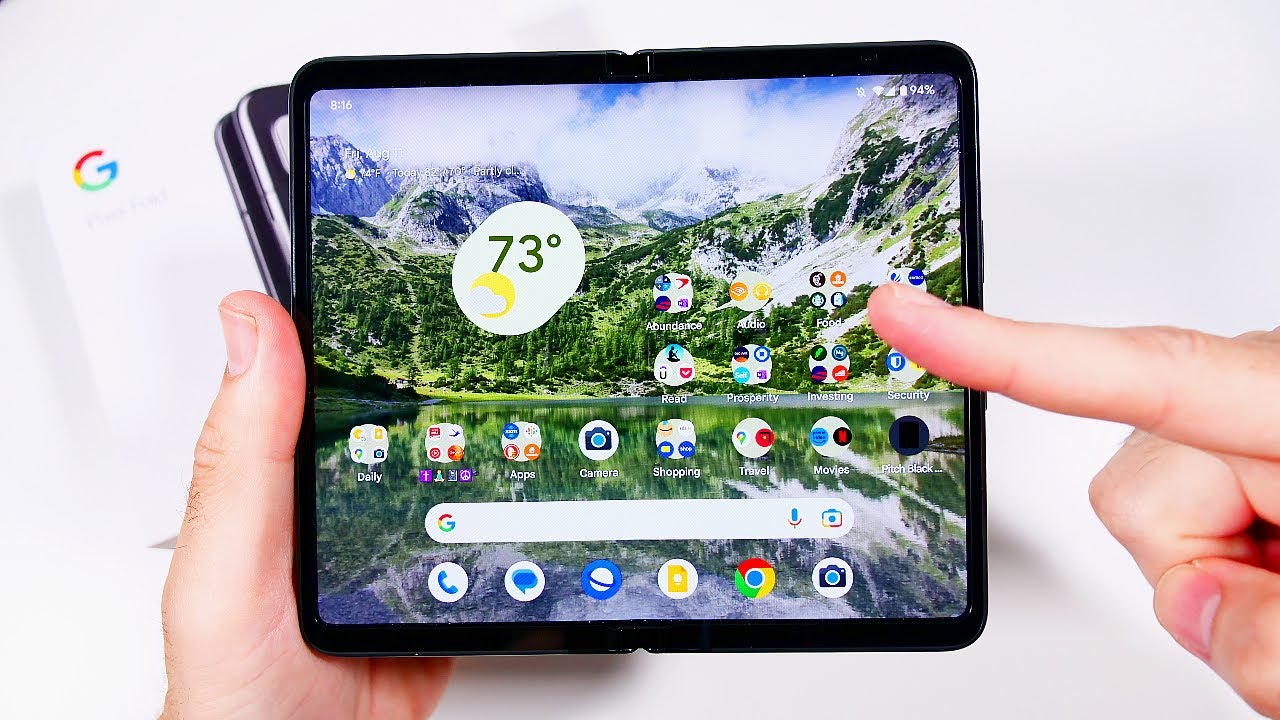 Google Pixel Fold Review: It's all about the Outer Display