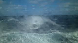 Queen Mary 2 rough seas with Captains announcement
