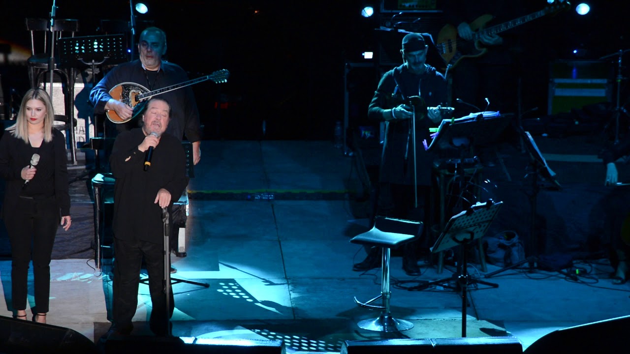 Πάτωμα-Αχ Αγάπη-Ένα γράμμα-ΓΙΑΝΝΗΣ ΠΑΡΙΟΣ | Live