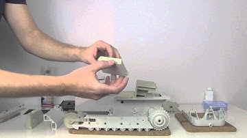 HOW YOU BUILD AN 1/14th SCALE BULLDOZER - BRAND NEW KIT PART 2