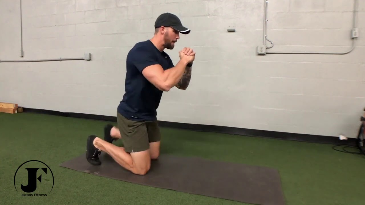 Squat Hold to Alternating Reverse Lunges Tutorial
