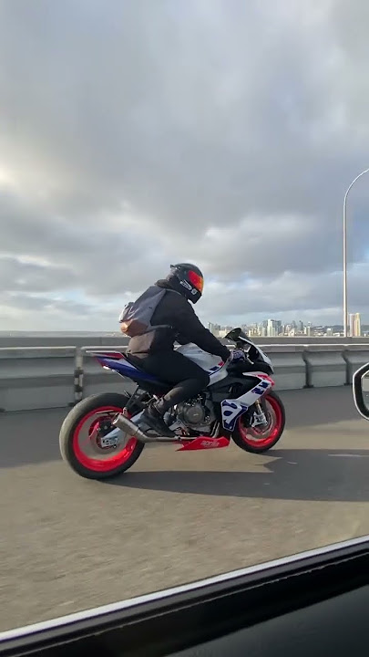 RS660, SC projects exhaust