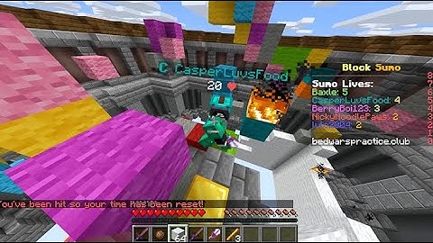 Destroying blatant hacker in Block Sumo (Bedwars Practice server)