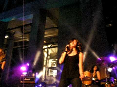 Donnas - It's On The Rocks in Austin, TX 04-24-2010