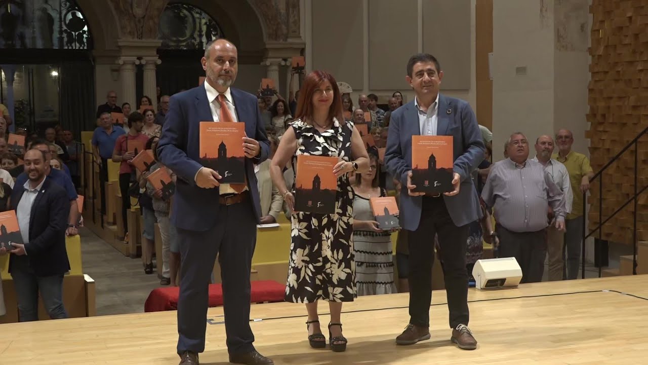 Presentación del libro de Vicente Ruiz "Retrato de un aniversario. Úbeda, 20 años después"