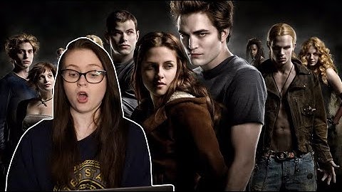 Twilight is an *INSANE* film // Movie Reaction