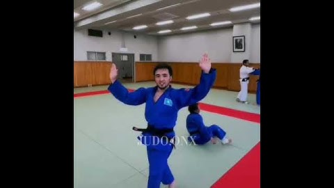 Сметов Елдос и Галбадрах Отконцекцек в Токио 😅
