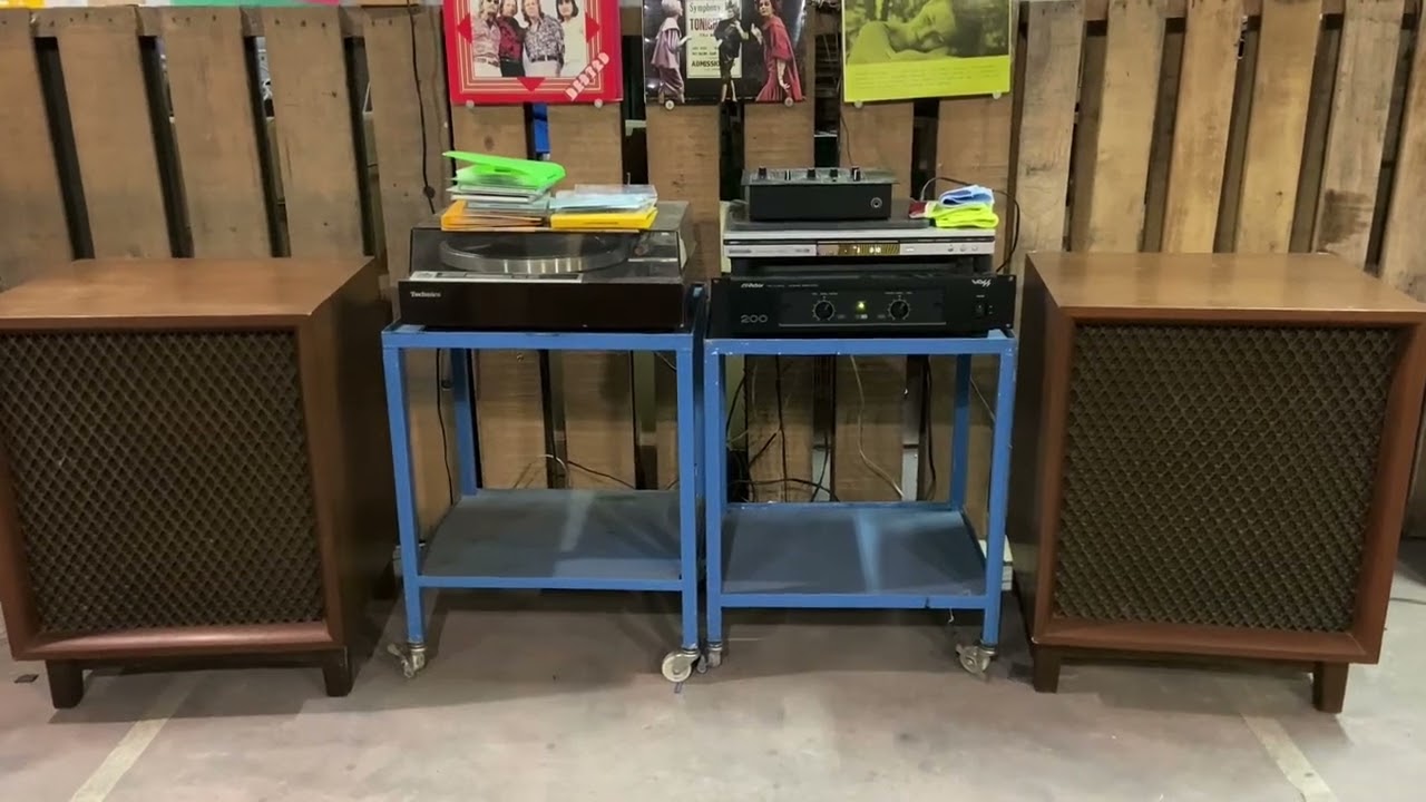山水APS-1200スピーカー - YouTube