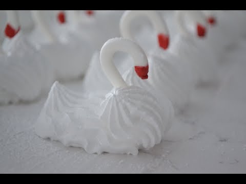 how-to-make-wedding-swan-marshmello-cookie-decorations