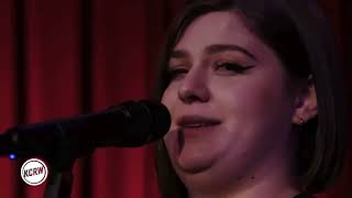 Yebba & Robert Glasper – “F* Yo Feelings” (Live 2020 Performance)