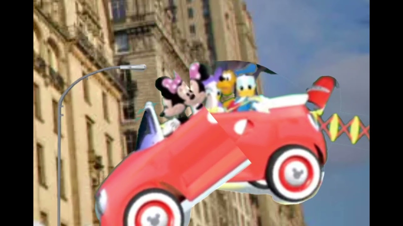Mickey Mouse clubhouse toon car incident happened in the macys day parade 