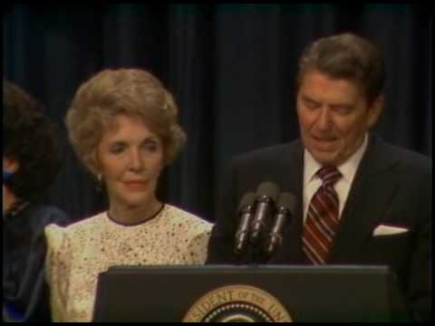 Video: Welke factoren hebben geleid tot de herverkiezing van president Reagan?