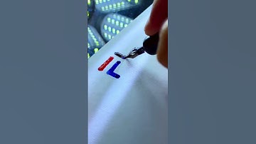 Insanely smooth lines. Logo FILA #drawing #logo #satisfying #fila