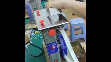 2.5 wire semi automatic labeling machine packaging box right angle labeling machine corner sealing