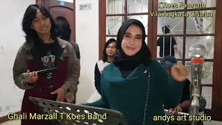 Sepanjang jalan kenangan by Ghali Marzall T'Koes Band