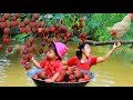 Wild women mother and baby find food encounter big white chicken  fruit eating delicious