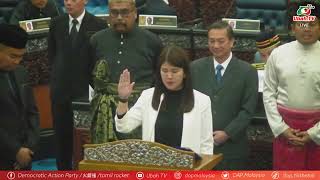 Upacara mengangkat sumpah sebagai Ahli Dewan Rakyat, Vivian Wong (Sandakan)
