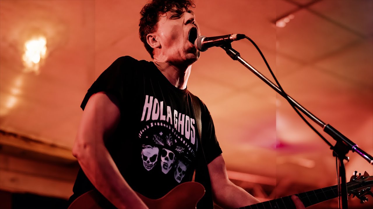 Johnny van Riems - Nou of Nooit (cover/live) - Hippodroom Tongeren