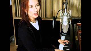 Watch Tori Amos Abbey Road video