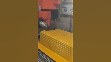 RBT luggage CNC Cutting Machine with Intelligent and efficient