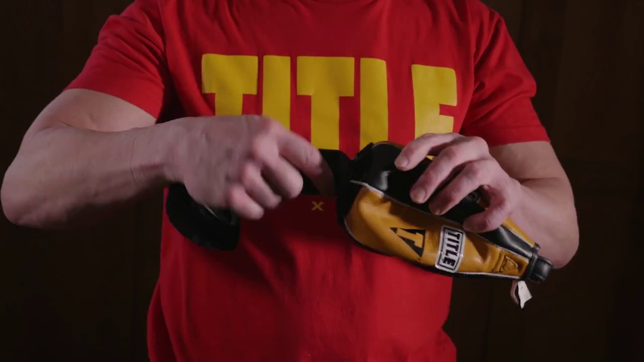 Benefits of the TITLE Quik-Tek Speed Bags - TITLE Boxing - Speed Bag Training - YouTube