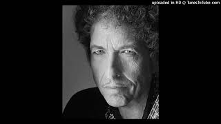 Video thumbnail of "Bob Dylan live , Tryin' To Get To Heaven , Stockholm 2009"