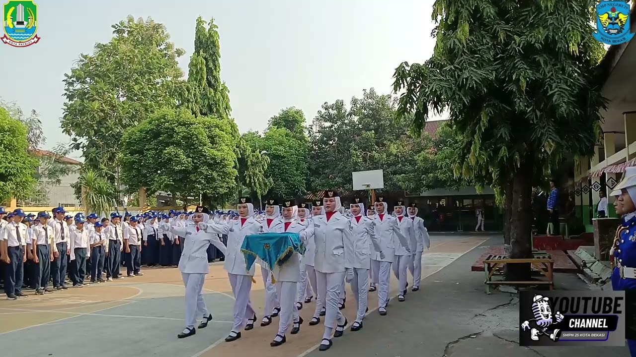 UPACARA MEMPERINGATI HARI KEMERDEKAAN INDONESIA KE 78 DI LINGKUNGAN SMP NEGERI 25 KOTA BEKASI