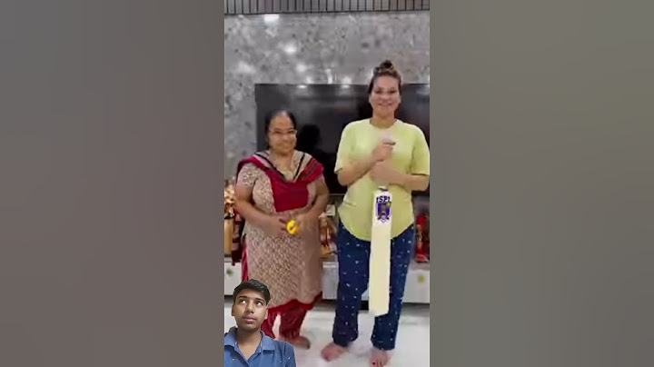 Mummy chips kha kar billi ban gayi wait for twist #shorts #youtubeshorts#gauravar