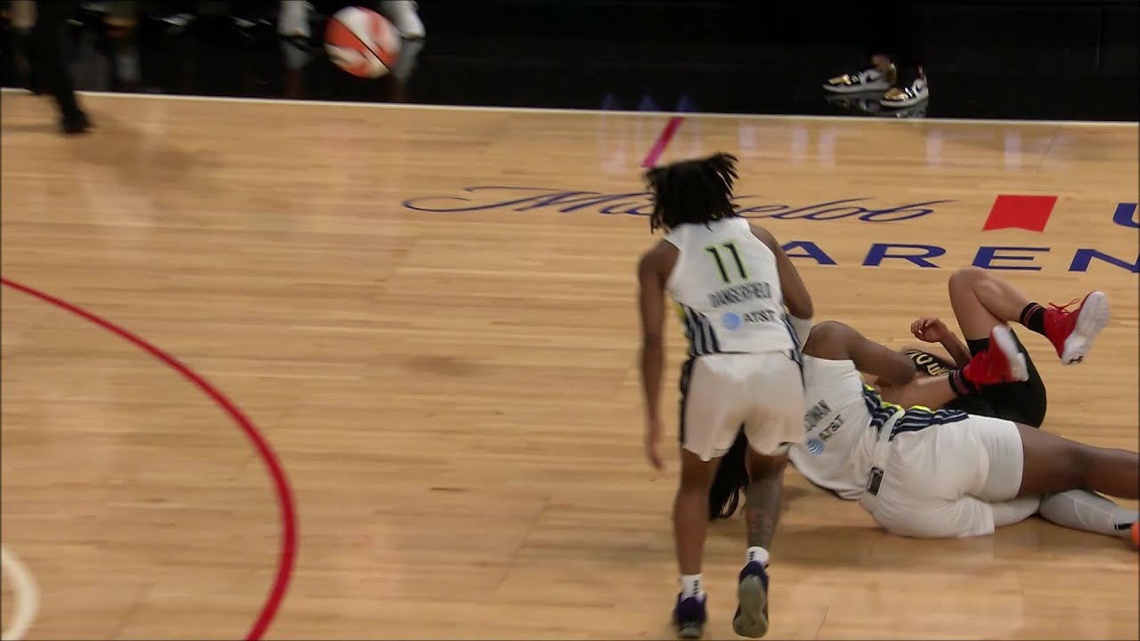 HEATED Moments & Controversial Plays In Heavyweight Match, 1 Seed Las Vegas Aces & 4 Dallas