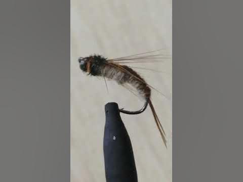 уловистая мушка на хариуса #осень#short#Байкал#10 речка* - YouTube