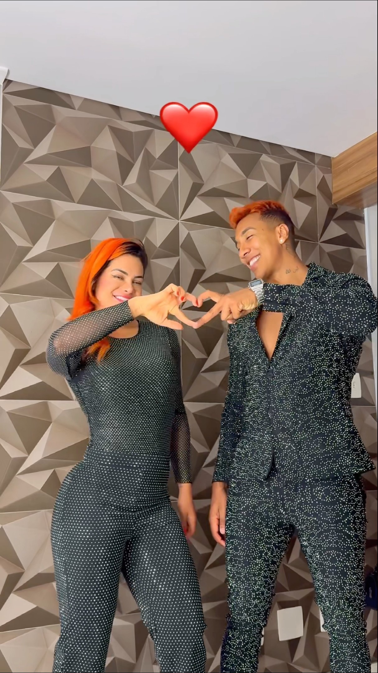 ❤️ ou ?? @ApolloSant #entretenimento