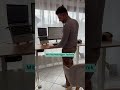 Elektrisch höhenverstellbarer Schreibtisch