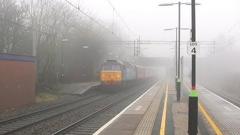 47501 tnt 47813 5Z45 Crewe HS - Stoke Sideway Loop @ Acton Bridge Station 09/01/13
