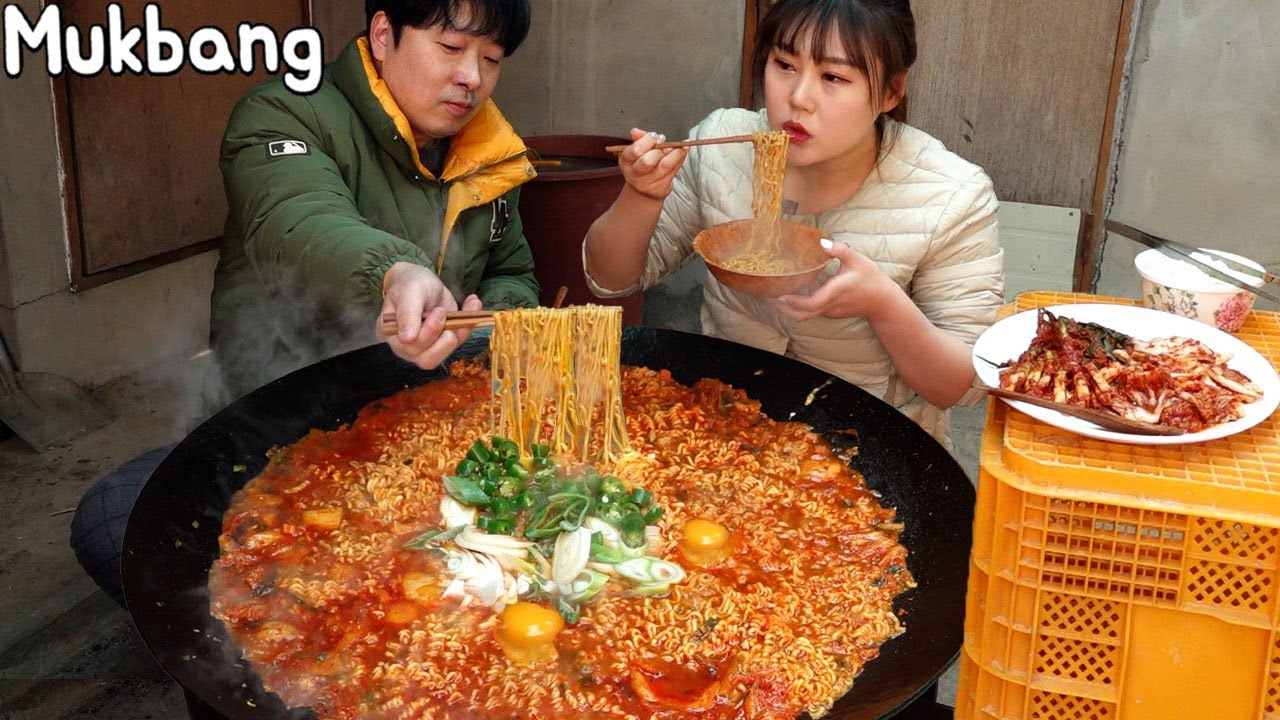 ⁣[라죽 포함]해장라면 최고로 맛있게 먹는 법..😎 | 요즘 핫한 틈새라면 고추참치 라면 레시피 먹방 Mukbang