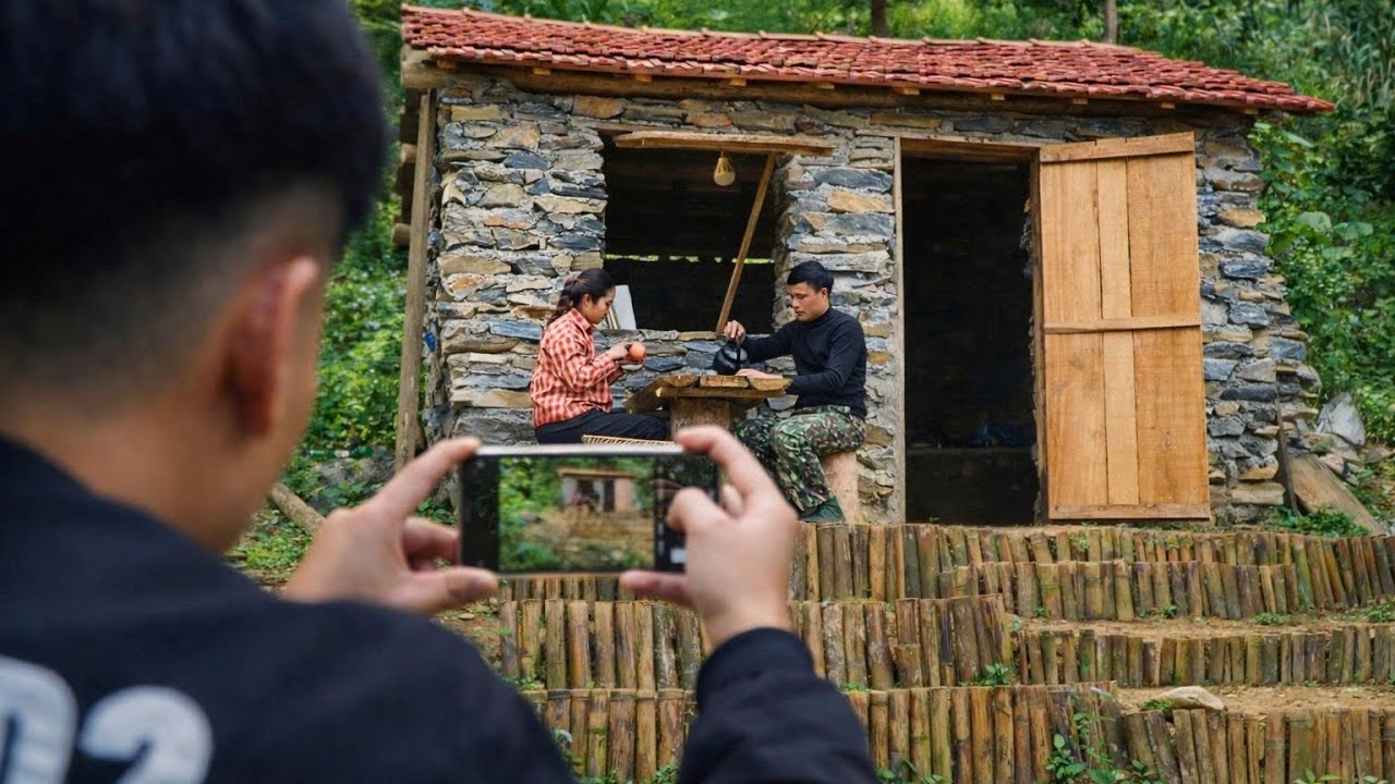 Местонахождение бедной девушки выяснил её бывший муж — что же предпримет генеральный директор?