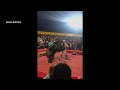 شاهد: لحظة هجوم دب على مدربه خلال عرض في سيرك روسي