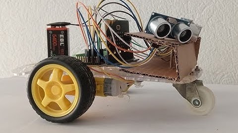 Object tracking #robot  based on Micro:bit board and HC-SR04 #sensor