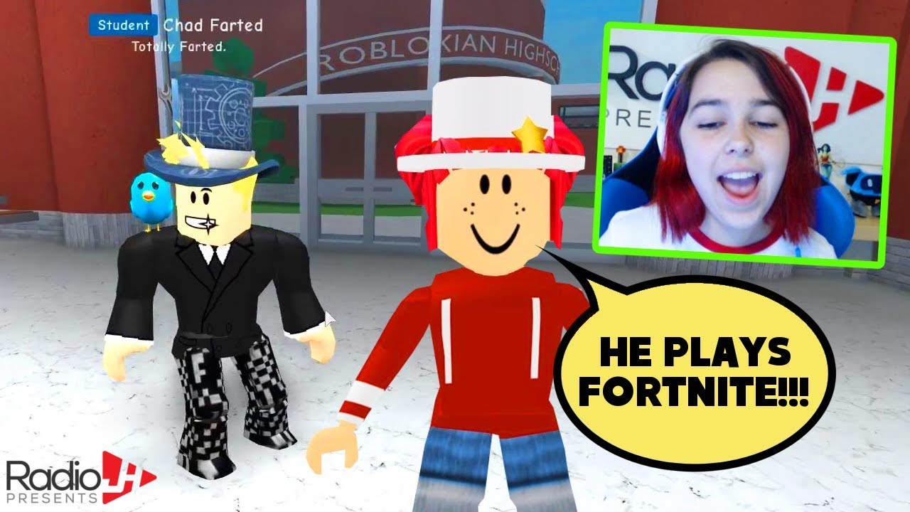 My Tour Guide Plays Fortnite Roblox Robloxian High School W - radio hat roblox