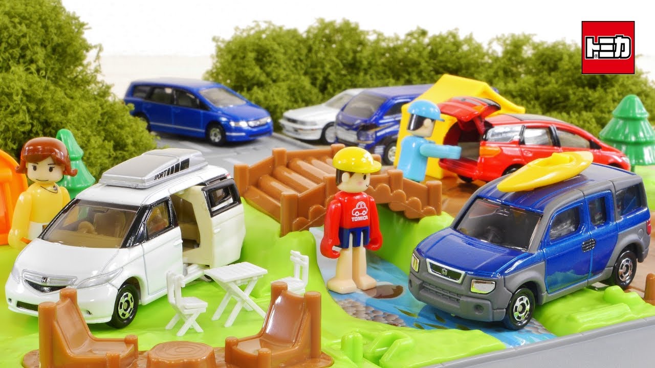 トミカ　自作　イタリアンリゾートペルティカ Tomica with boxes and kayaks are perfect for the Tomica Town