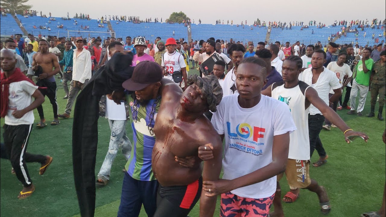LOLA POSTOLO VS CIMETIÈRE COMBAT DE CATCH CONGOLAIS STADE KASHALA BONZOLA