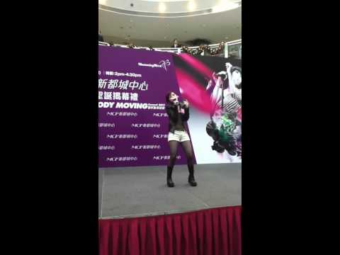 4.12.2011 G.E.M. DVD簽唱會-Good to be bad