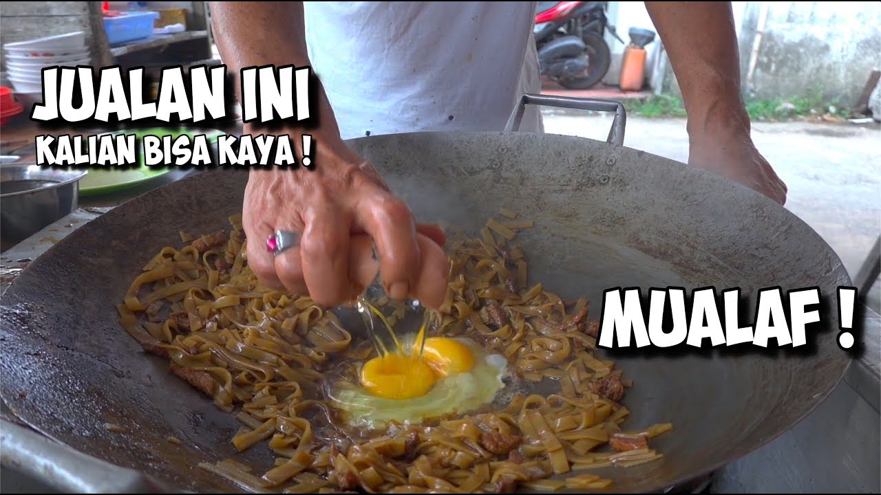 SERGAP DAGANGAN DISINI ! MIE MUALAF baru nemu di GEROBAKAN INI !
