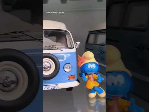 1:18 Scale Schuco Vw Bus Diecast Model Cars with Smurfs   #diecast #blue #collection