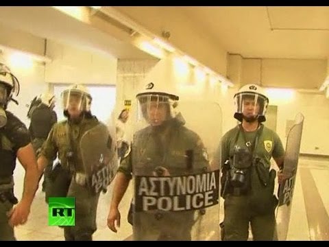 Video: Riot police storm Athens metro during strike demo