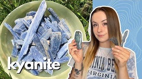 all about kyanite! geology, metaphysical properties & more
